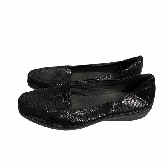 CLARKS | loafers black leather cushion 9.5 - Picture 3 of 7